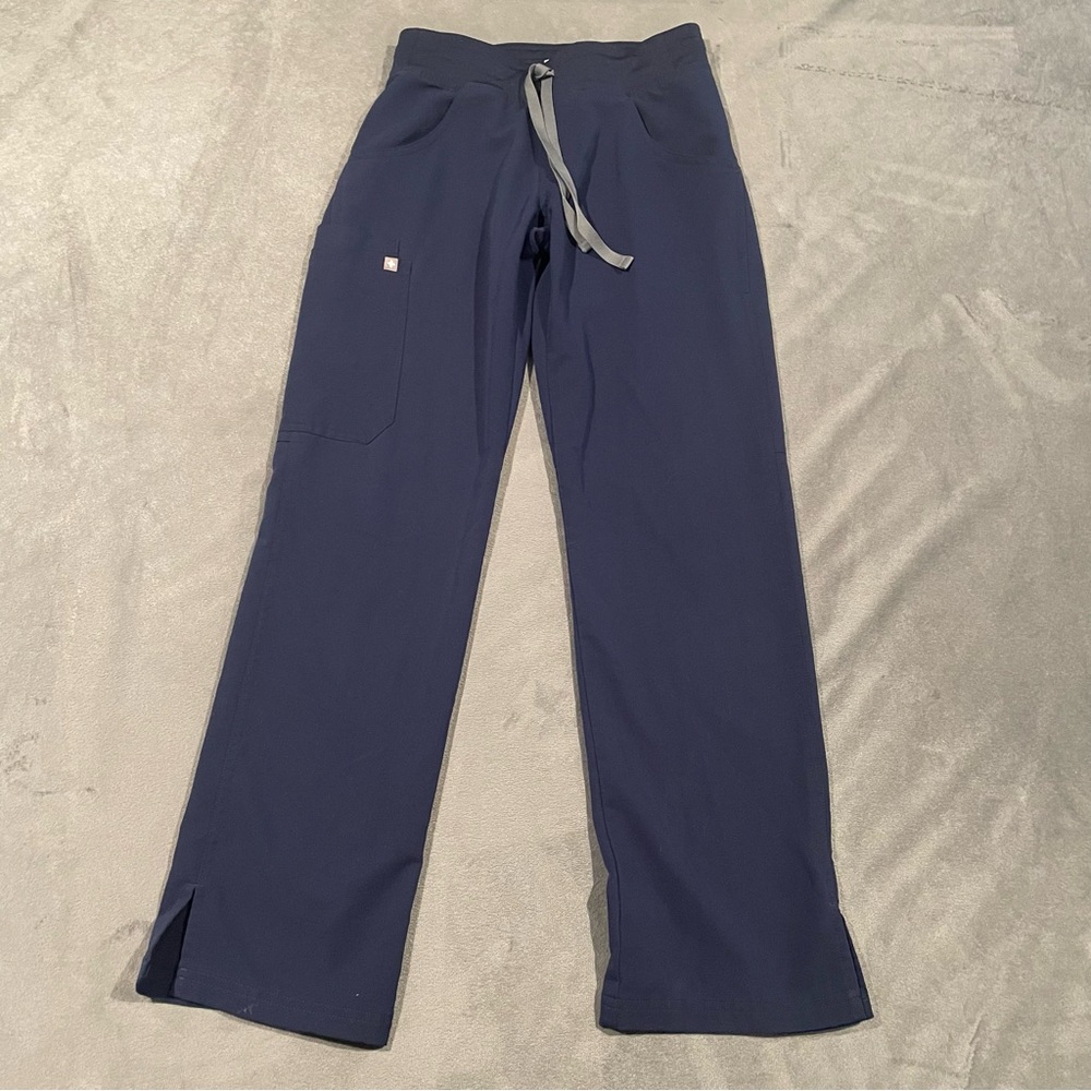 Figs Kade Cargo Scrub Pants Womens XXS Navy Blue Technical Collection Nursing